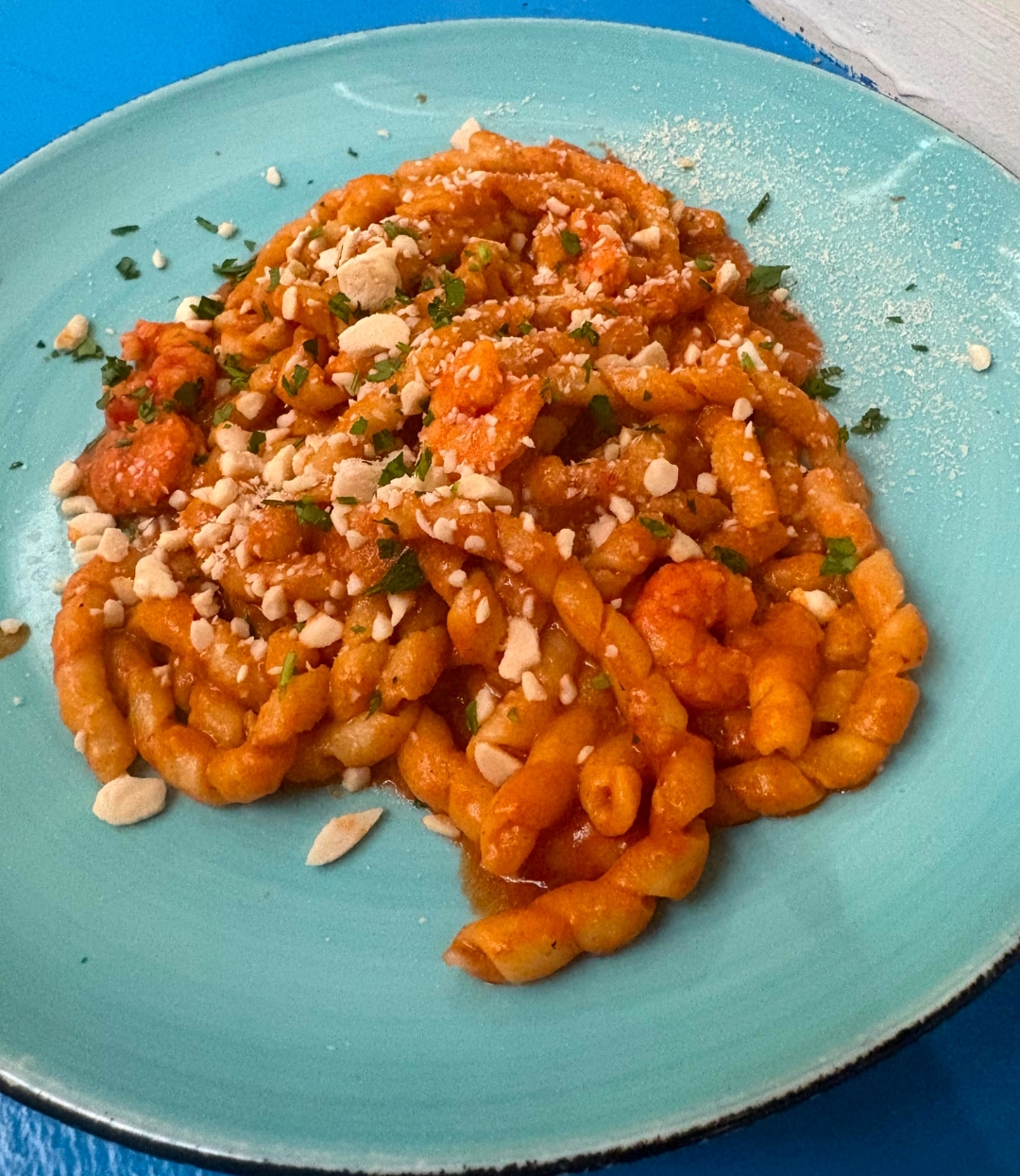 Busiate gambero e pesto di mandorle
